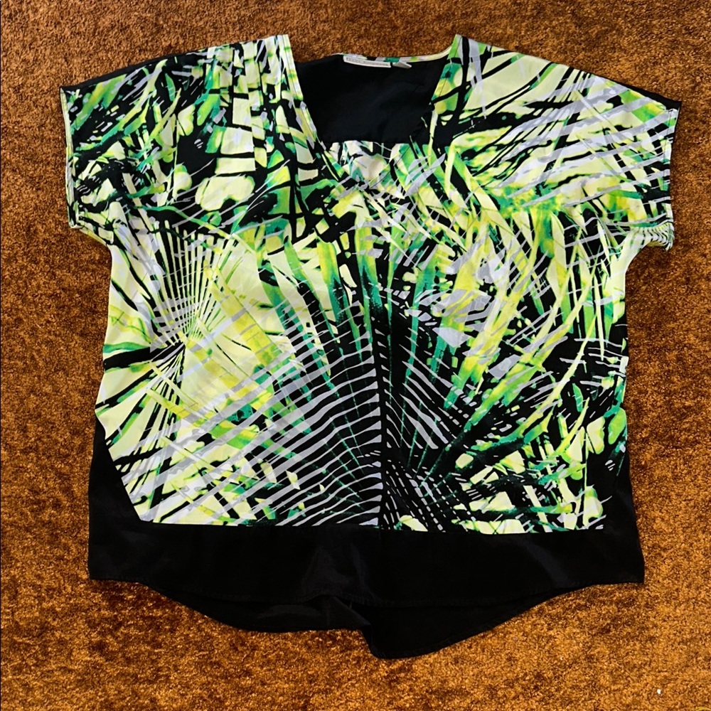 Dana Buchman Vibrant Green and Black Patterned Blouse